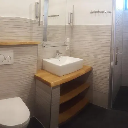 Apartmán Ferienwohnung Christa, *